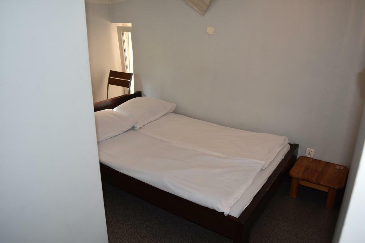 Baltic Hostel Гданск Екстериор снимка
